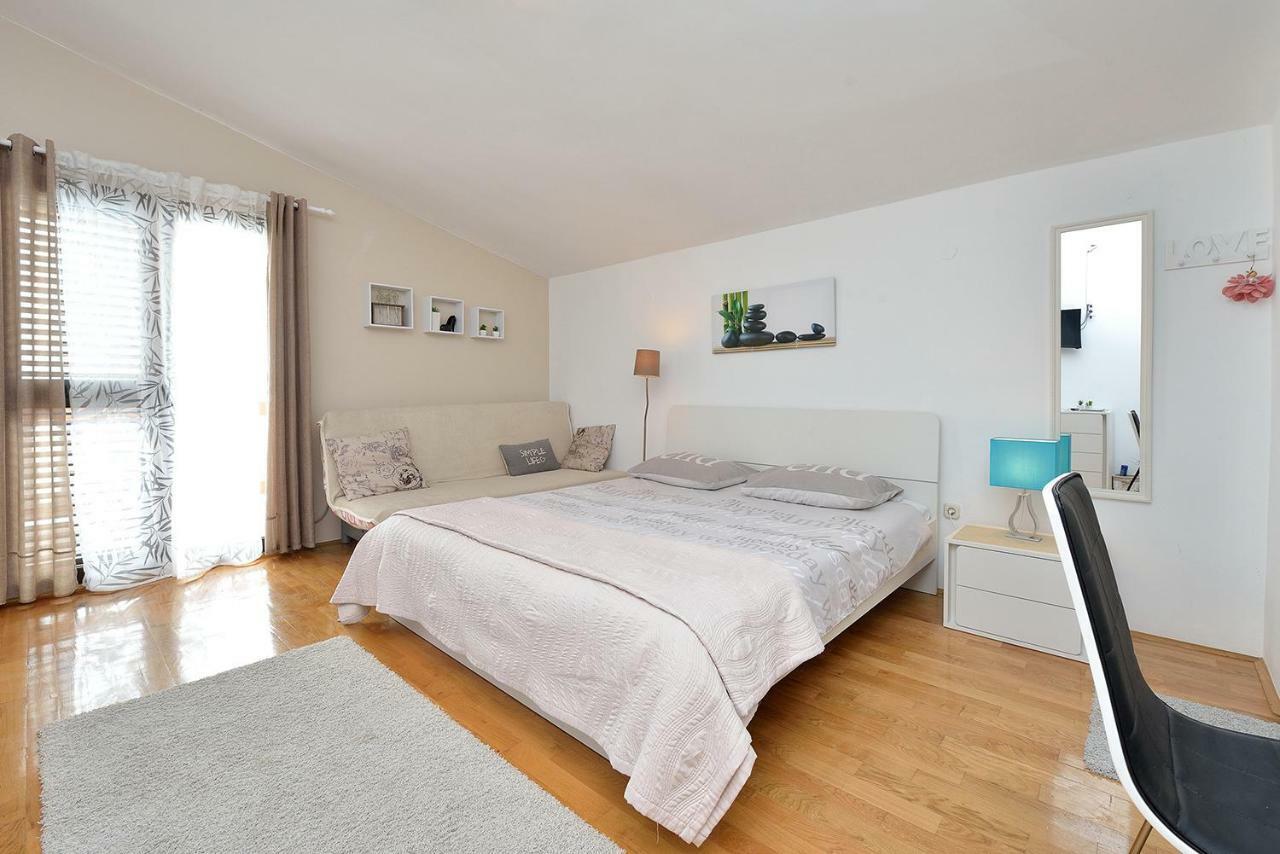 Ferienwohnung Lela 1 Bibinje Exterior foto